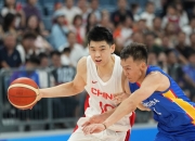 开云体育平台APP-顶尖球员在篮球比赛中亮眼表现