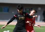 开云体育在线-福建队员技惊四座，客场悍然击败黄海李馨