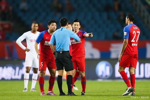 关于重庆斯威主场大胜青岛黄海,喜迎胜利的信息 关于重庆斯威主场大胜青岛黄海,喜迎胜利的信息