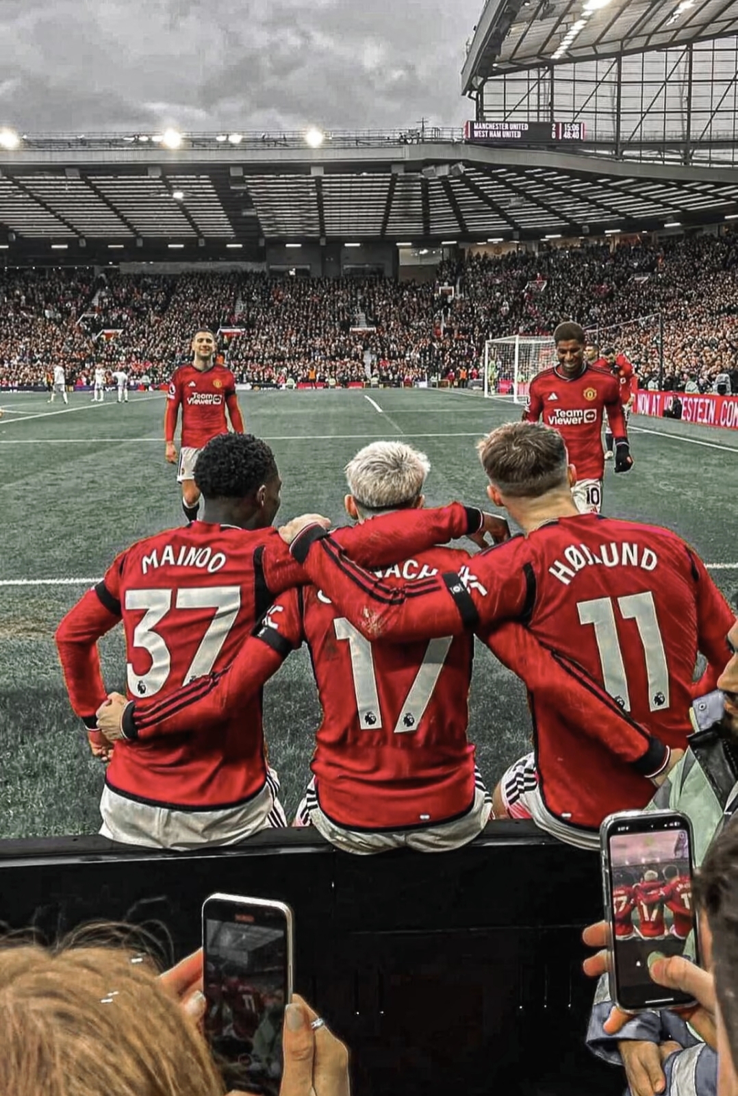 卡瓦尼伤愈，曼联再启蒂亚戈之路的简单介绍