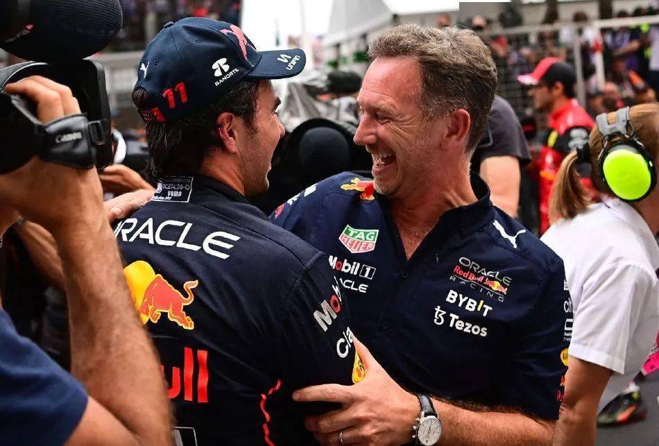 梅赛德斯碾压迈凯伦,佩雷兹统治全场的简单介绍 梅赛德斯碾压迈凯伦,佩雷兹统治全场的简单介绍