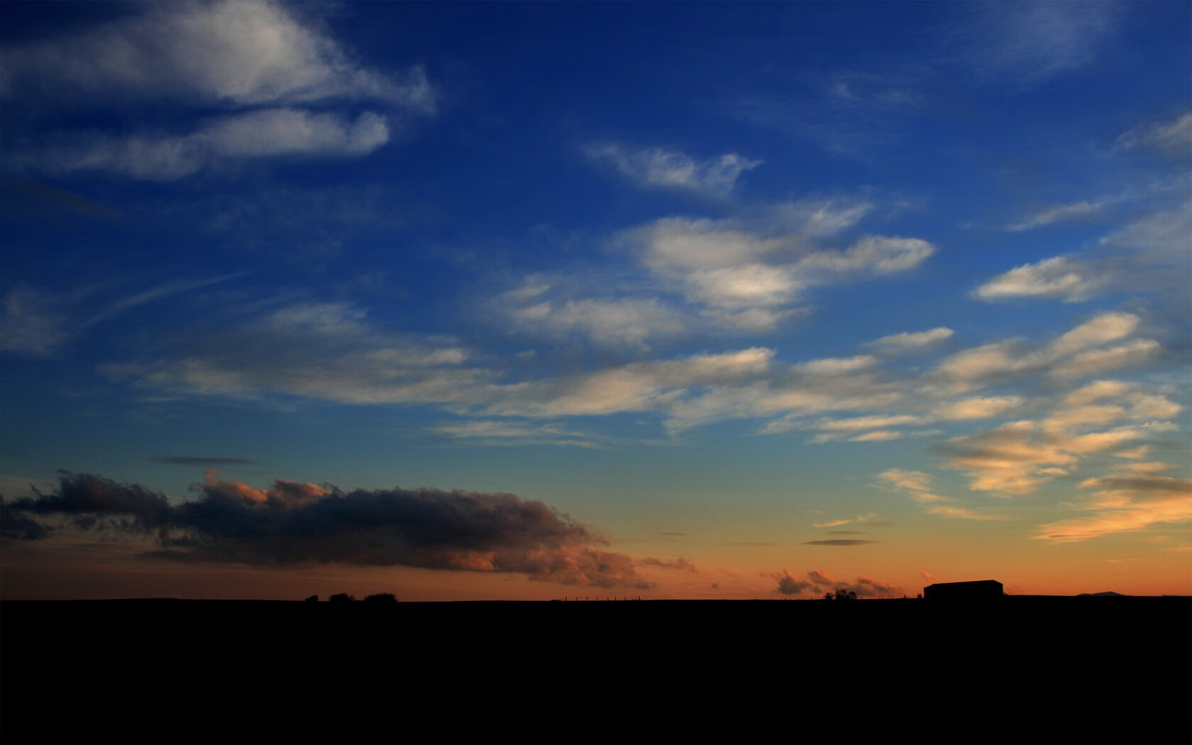 唯一的剧本,布克个人能力完全展现,凤凰城单节拉开马刺