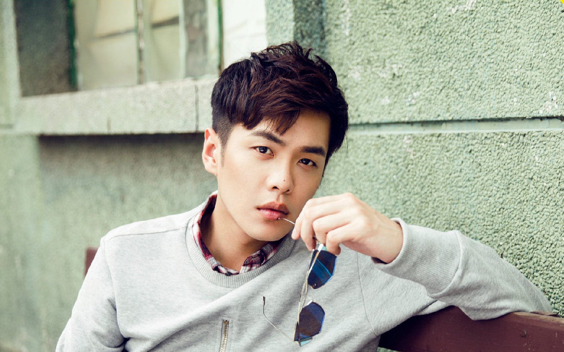 铁幕之下,当安哥拉的闪电撞上范戴克的叹息之墙