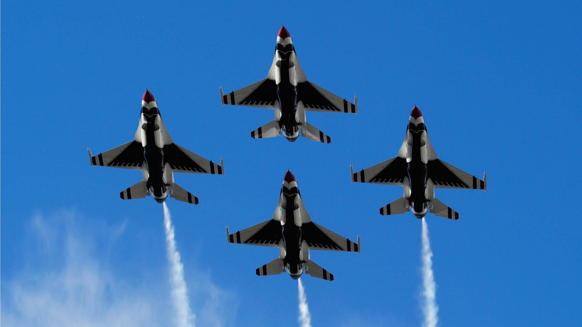 三笘薰梅开二度主宰关键节点,丹麦攻防有序稳稳收下芬兰